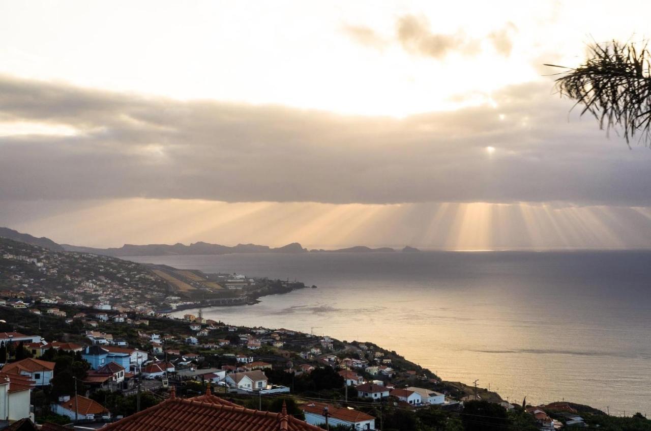 Bed and Breakfast Casa Do Mundo Madeira Gaula Esterno foto
